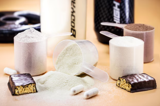 O que são os produtos proteicos e como eles podem complementar sua dieta?