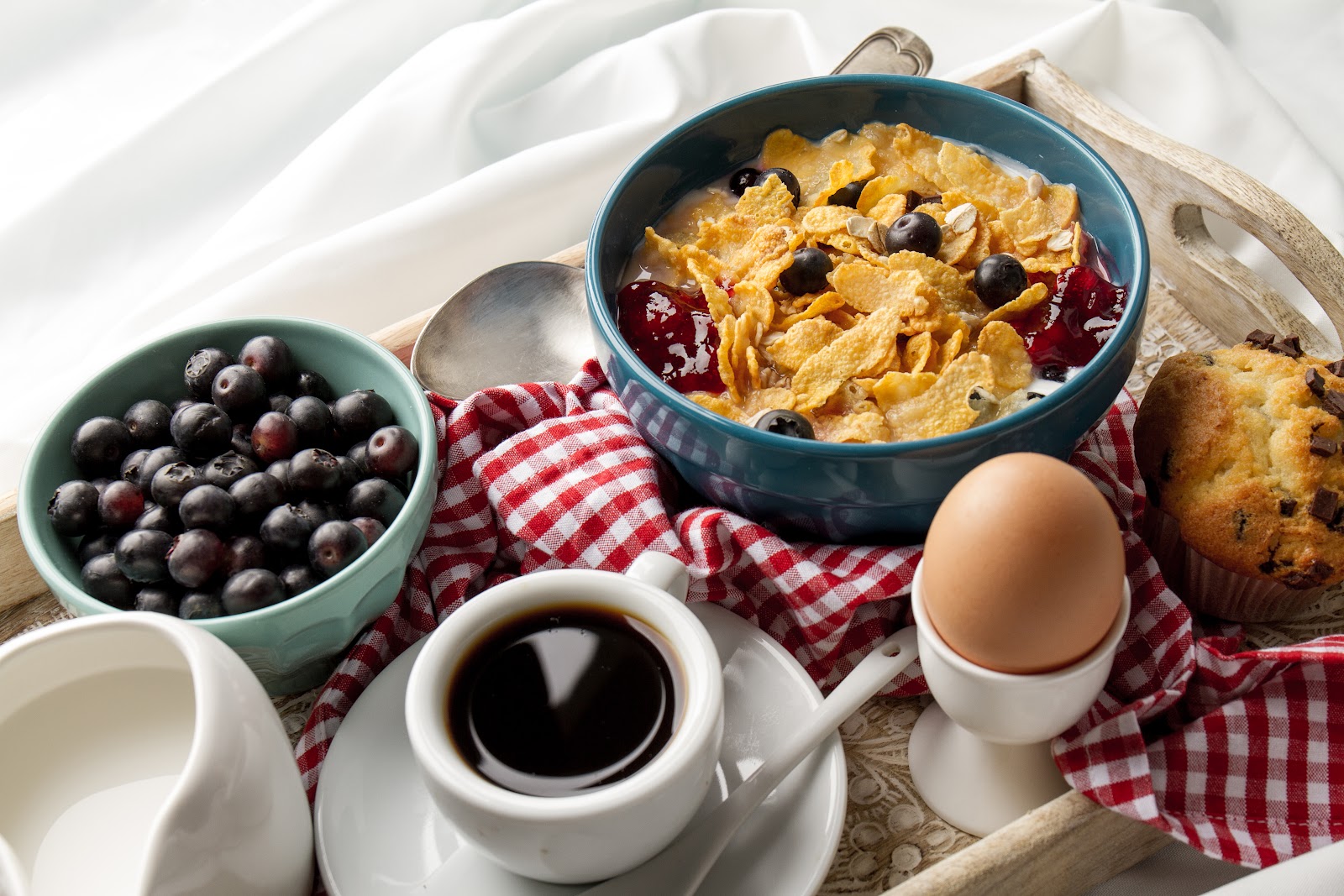 3 Ideias de Café da Manhã Proteico Prontas em Menos de 5 Minutos